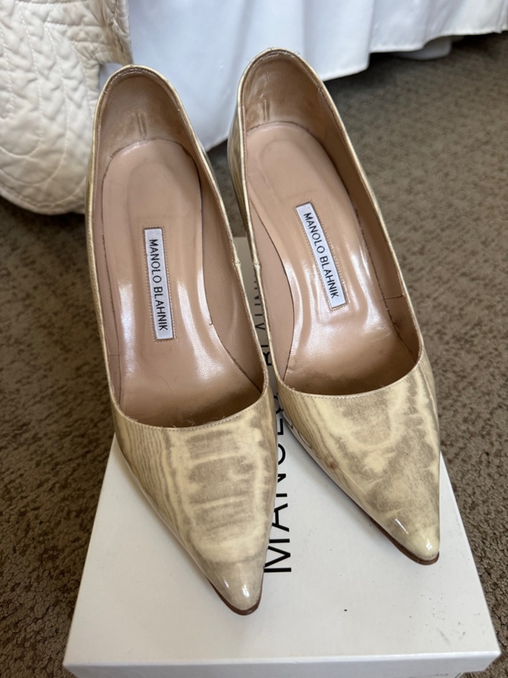 Manolo Blahnik Cream Patent Leather Pointed-Toe Pumps